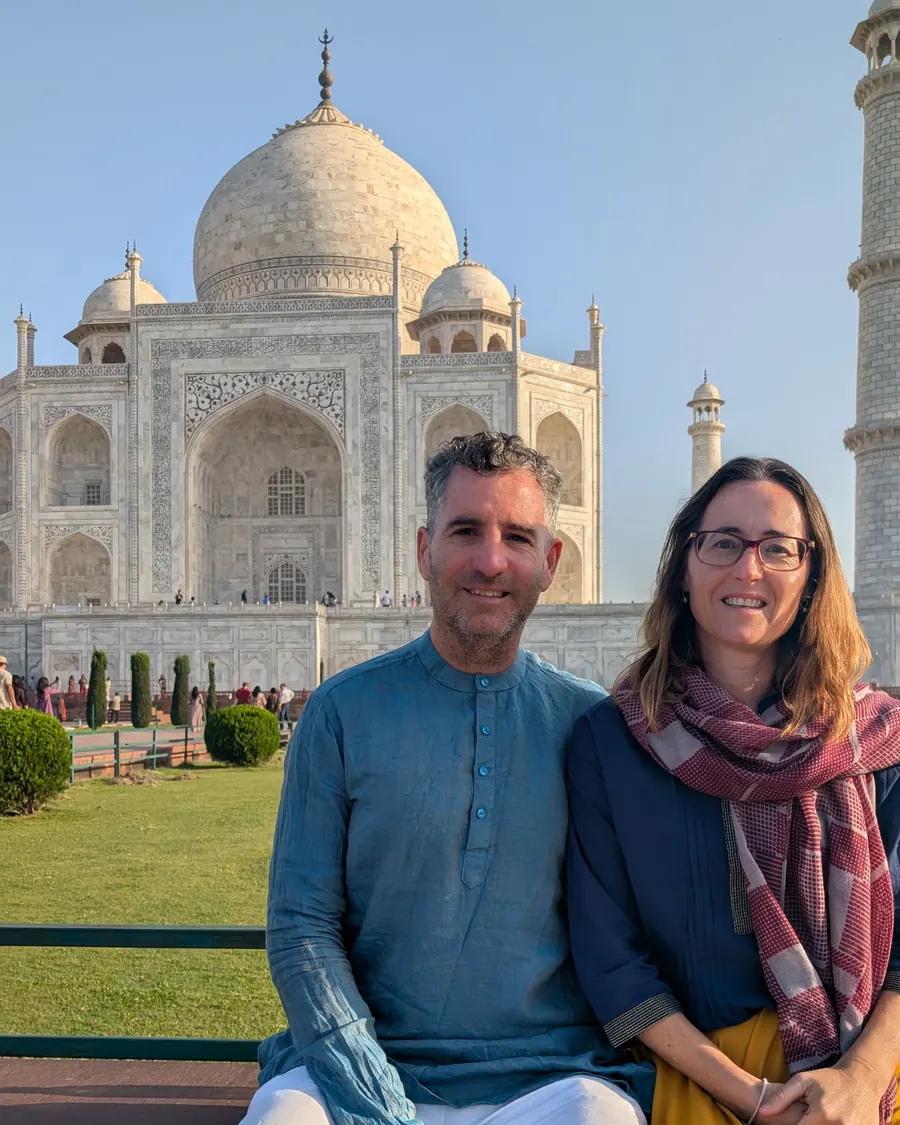 Leon seated in front of the Taj Mahal